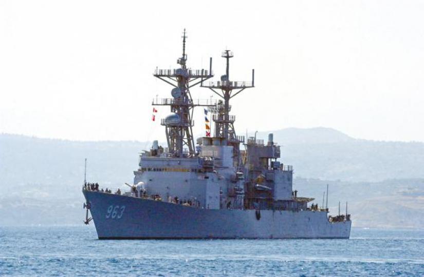 美國驅逐艦「斯普魯恩斯號」 美國驅逐艦「斯普魯恩斯號」