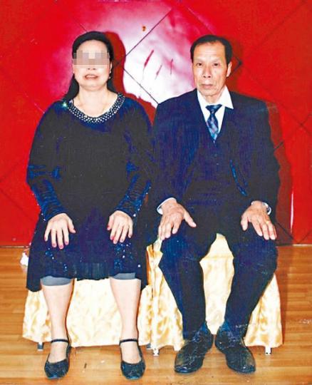 黃伯太太至今仍非常想念丈夫,不時夢見他。 黃伯太太至今仍非常想念丈夫,不時夢見他。