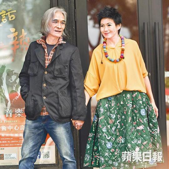 潘源良表示和太太Rita好夾、好難得。潘源良前日在綵排中度過婚後首個情人節。Rita眼中的潘源良是個很浪漫的老公。潘源良去年在多倫多和Rita舉行婚禮。資料圖片李麗珍早前受訪表示曾等待和潘源良復合，沒想到最終新娘不是她。《壹週刊》圖片