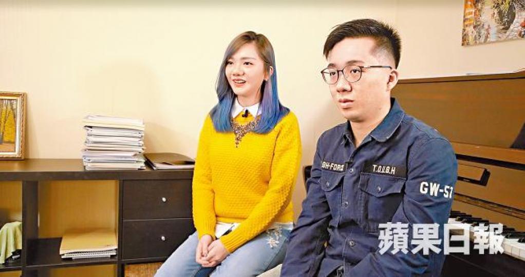 余氏兄妹表示,在俄羅斯租住低層單位不太安全。客廳放置鋼琴、梳化及電器後,空間仍然鬆動。 余氏兄妹表示,在俄羅斯租住低層單位不太安全。客廳放置鋼琴、梳化及電器後,空間仍然鬆動。