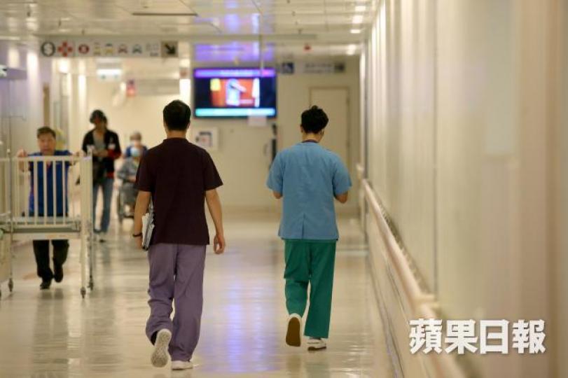 資深醫生「離巢」,病人組織擔心會令公院更缺乏具經驗的醫生培訓新人。 資深醫生「離巢」,病人組織擔心會令公院更缺乏具經驗的醫生培訓新人。