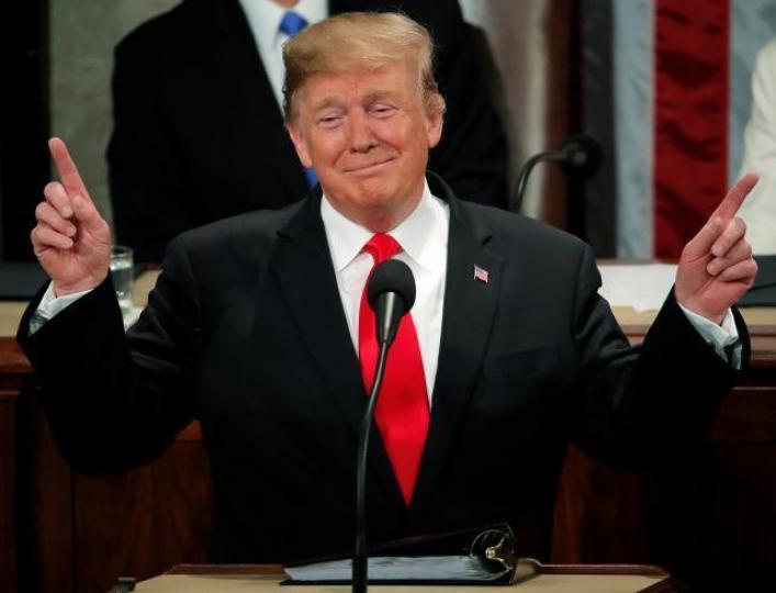 特朗普正很努力尋找連任的新籌碼,包括中美談判、與金正恩再會晤、汽車入口關稅等,這些都對股市有利。 資料圖片 特朗普正很努力尋找連任的新籌碼,包括中美談判、與金正恩再會晤、汽車入口關稅等,這些都對股市有利。 資料圖片