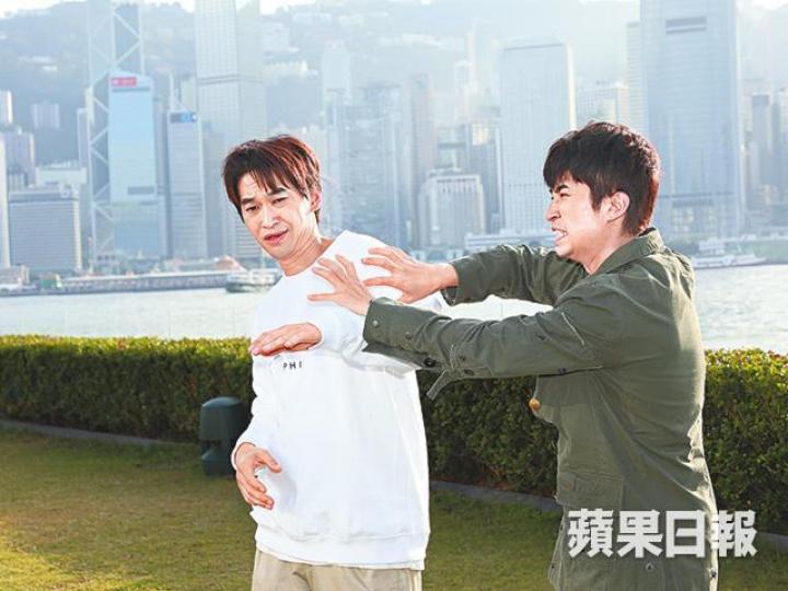 少爺占（左）笑說與當奴開騷不介意行行企企，酬勞平均分配就沒有問題。