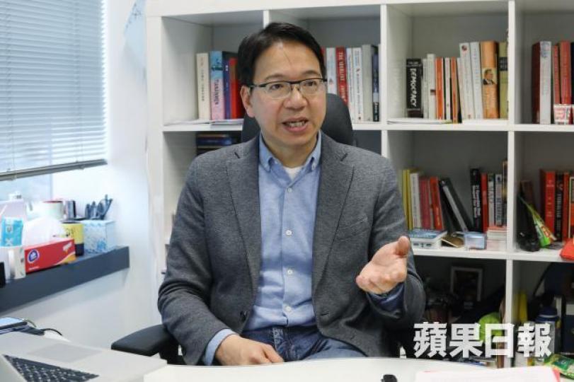 莫乃光指近年SMS驗證碼越來越多私隱風險,加上電子錢包盛行,金管局更應正視問題。資料圖片 莫乃光指近年SMS驗證碼越來越多私隱風險,加上電子錢包盛行,金管局更應正視問題。資料圖片