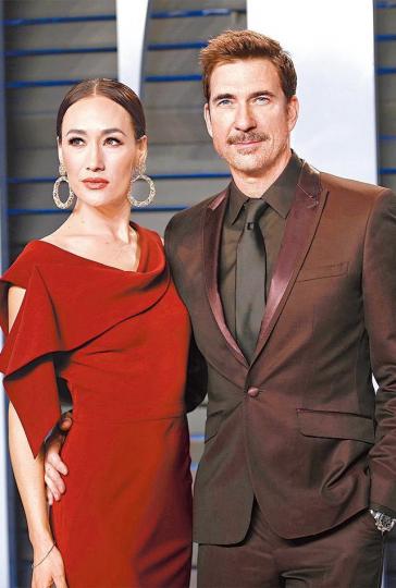 Maggie Q跟未婚夫Dylan情已逝，近日取消長達四年的婚約。資料圖片Maggie Q與Dylan於14年因合作美劇《Stalker》撻着。劇照Maggie Q當年宣佈訂婚消息時，大騷手上訂婚戒指。資料圖片近日為電影《Fantasy Island》開工的Maggie Q，不時在Ig貼工作照。