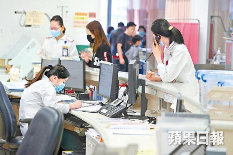 公營醫療撥款穩定基金有助維持醫管局服務,紓緩醫護前線壓力。陳肇始指醫管局有責任確保資源善用,已要求局方提交檢討報告。易仰民攝 公營醫療撥款穩定基金有助維持醫管局服務,紓緩醫護前線壓力。陳肇始指醫管局有責任確保資源善用,已要求局方提交檢討報告。易仰民攝