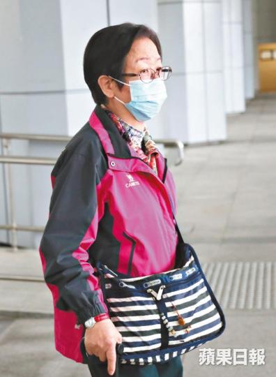 原告黎驍敏指曾與妻訛稱在美國的小姨一家因財困而向她借100萬。 原告黎驍敏指曾與妻訛稱在美國的小姨一家因財困而向她借100萬。