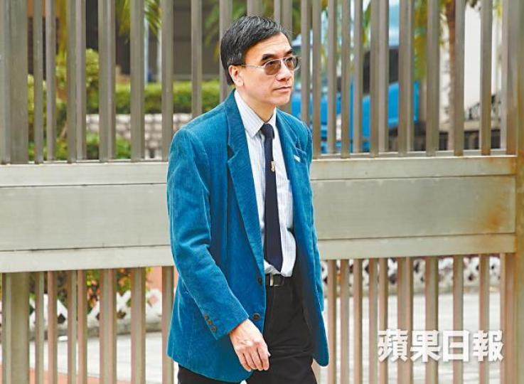 紅磡站月台層板搭建後,曾被揭發與連續牆之間的駁位出現滲水情況。
紅磡站月台層板搭建後,曾被揭發與連續牆之間的駁位出現滲水情況。