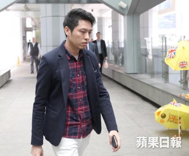 死者兒子丁加偉,指事發當晚被告似飲醉,兇神惡煞。資料圖片 死者兒子丁加偉,指事發當晚被告似飲醉,兇神惡煞。資料圖片