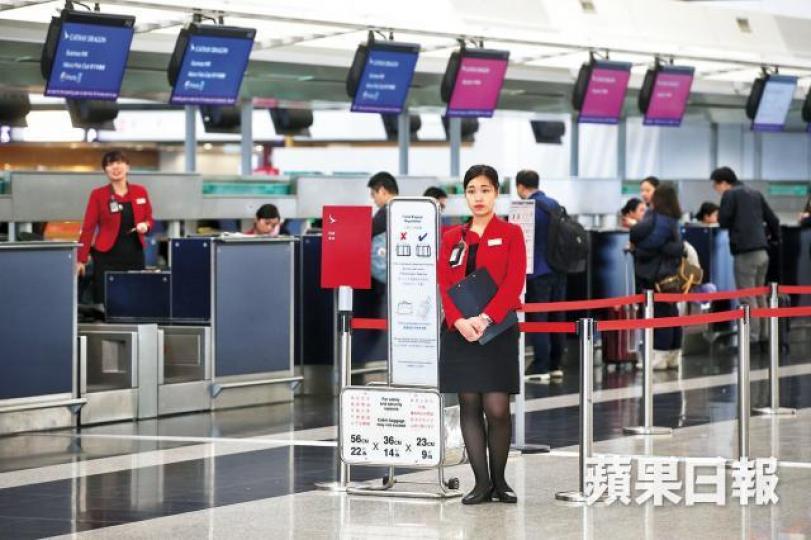 港龍空勤人員協會本月中將與資方進行年終談判。資料圖片 港龍空勤人員協會本月中將與資方進行年終談判。資料圖片