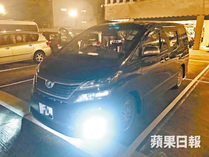 Uber司機去年偷拍被捕，警方扣查涉案豐田Vellfire七人車。資料圖片