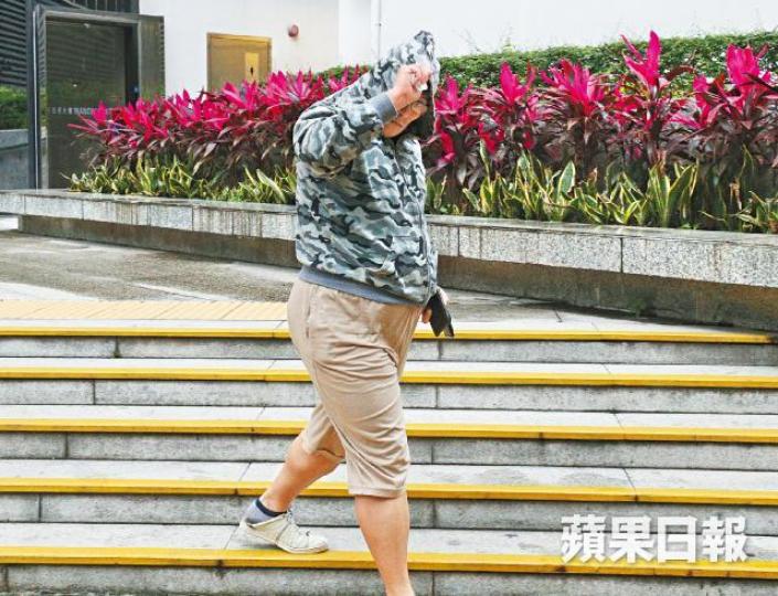 「新丁」鄭偉傑否認參加三合會社團集會罪。張志華攝