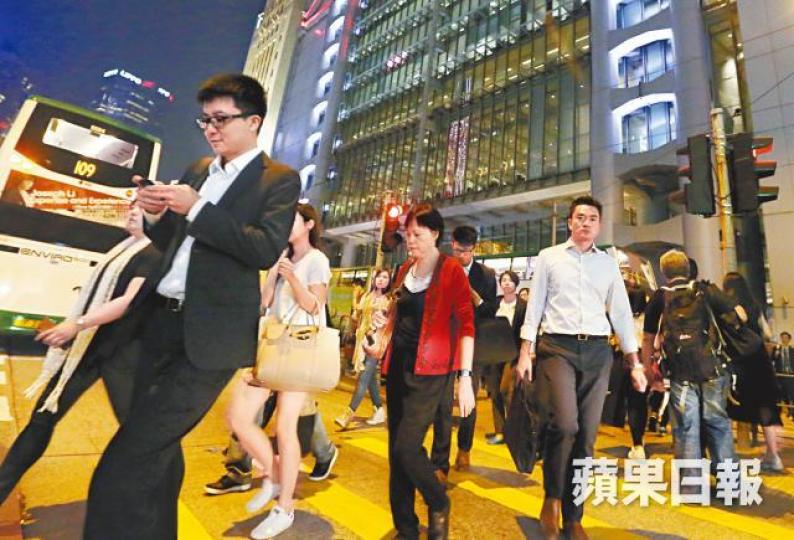 全港打工仔求職訴求調查顯示,52.4%打工仔拒上大灣區工作。資料圖片 全港打工仔求職訴求調查顯示,52.4%打工仔拒上大灣區工作。資料圖片