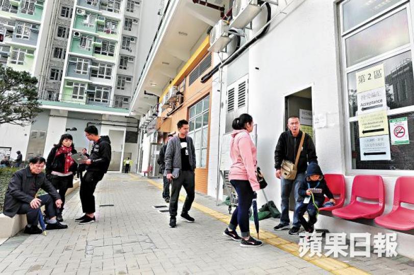 滿東邨陸續入伙,房署辦事處忙於處理居民問題。李家皓攝 滿東邨陸續入伙,房署辦事處忙於處理居民問題。李家皓攝