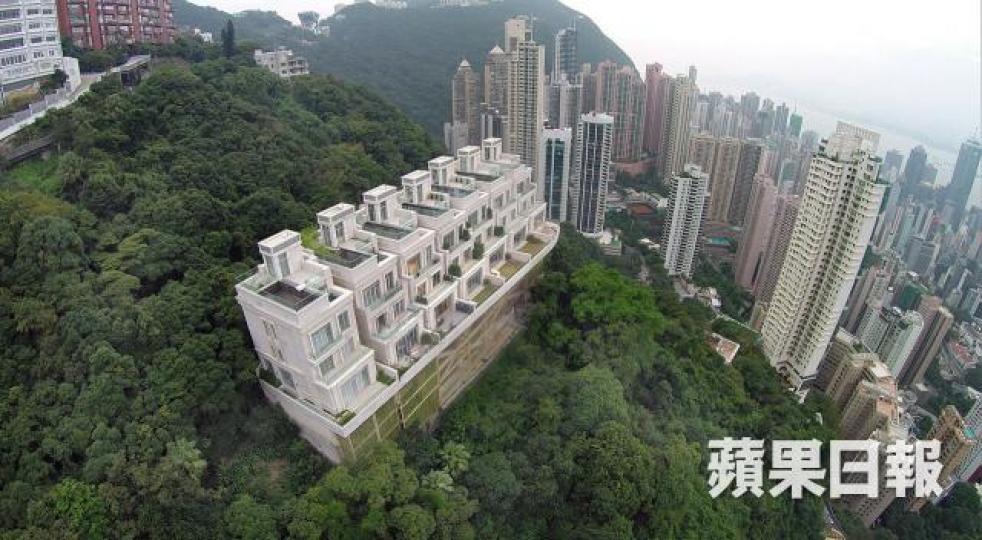 山頂白加道28號 山頂白加道28號