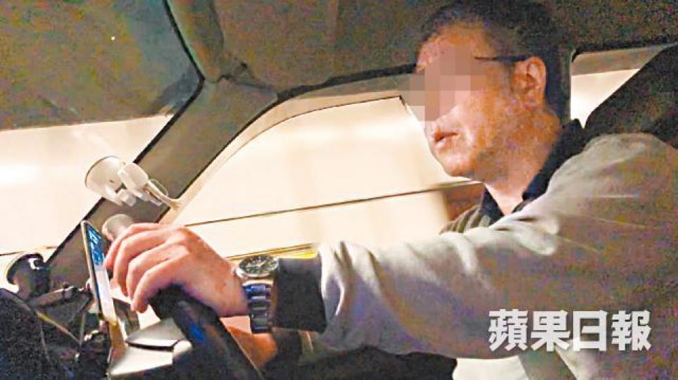 記者早前乘搭4程的士，3位司機逾60歲，更有61歲司機退休為養家才剛入行。