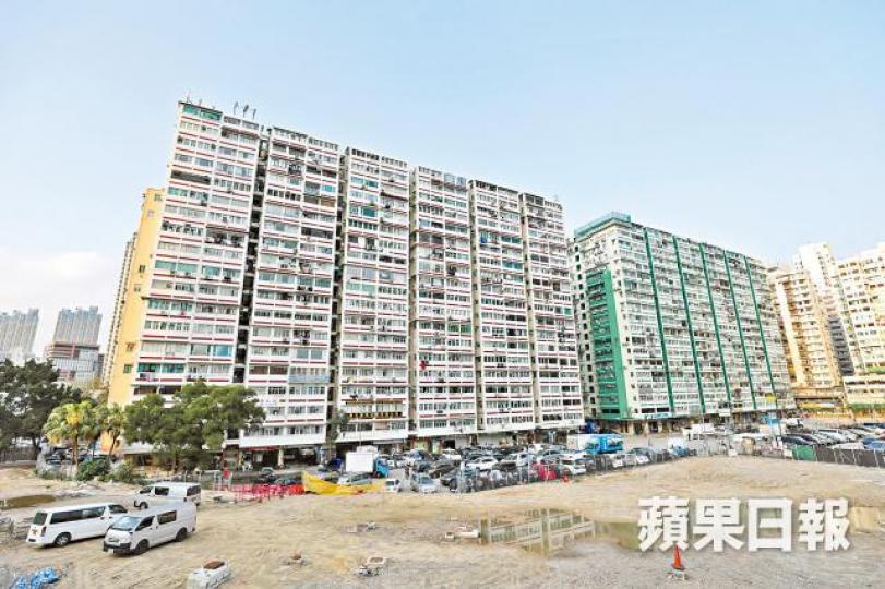 與高鐵西九龍站相距一條行人天橋的佐敦一帶,地舖租值急升。王心義攝 與高鐵西九龍站相距一條行人天橋的佐敦一帶,地舖租值急升。王心義攝