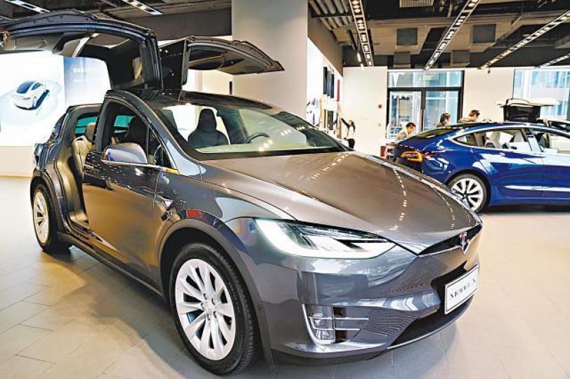 Tesla意欲在中國擴張版圖,但有指其內地單月曾只售出211輛電動車。資料圖片 Tesla意欲在中國擴張版圖,但有指其內地單月曾只售出211輛電動車。資料圖片