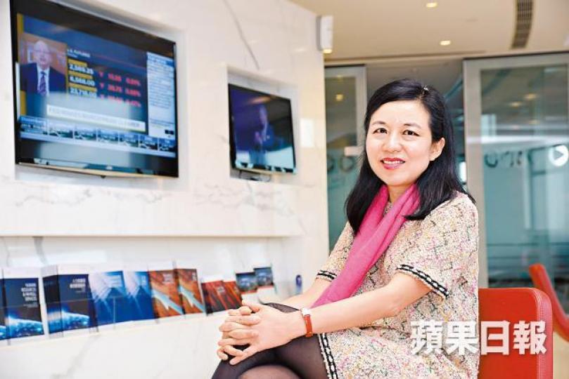 鍾絳虹深信無義氣的人是做不到「刁」。何耀勤攝 鍾絳虹深信無義氣的人是做不到「刁」。何耀勤攝