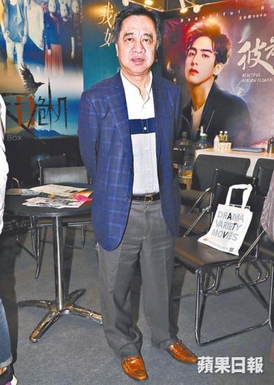 何麗全透露劉倬琦返港後曾見面斟合作,但拒回應對方對他的指控。劉倬琦 資料圖片何麗全(左三)昨日宣佈亞視已買版權,將拍攝網劇《英雄本色》。 何麗全透露劉倬琦返港後曾見面斟合作,但拒回應對方對他的指控。劉倬琦 資料圖片何麗全(左三)昨日宣佈亞視已買版權,將拍攝網劇《英雄本色》。