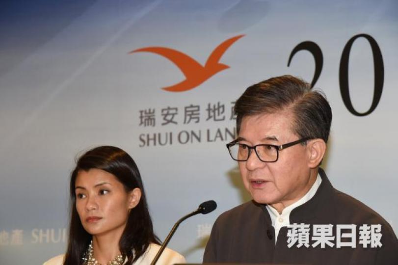 瑞房主席羅康瑞(右)指有機會或投資香港。何耀勤攝 瑞房主席羅康瑞(右)指有機會或投資香港。何耀勤攝