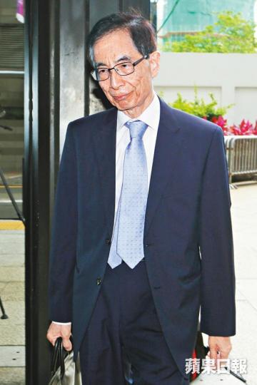 李柱銘指接觸中間人後,可以聽到不同意見。資料圖片 李柱銘指接觸中間人後,可以聽到不同意見。資料圖片