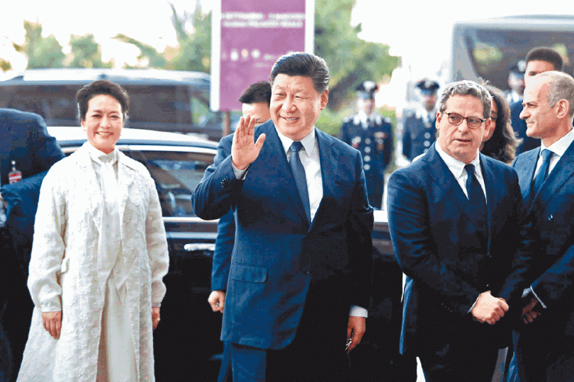 習近平與夫人彭麗媛到訪意大利西西里島。美聯社 習近平與夫人彭麗媛到訪意大利西西里島。美聯社