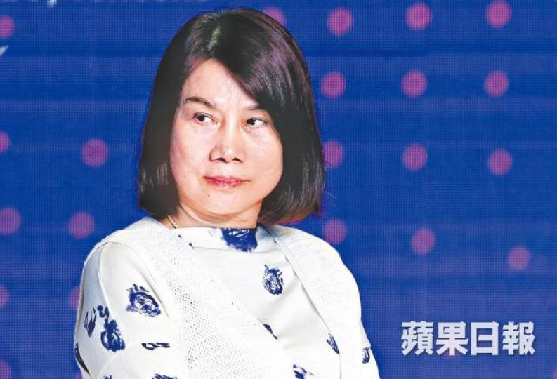 董明珠話自己仲未去搵雷軍拎錢。資料圖片 董明珠話自己仲未去搵雷軍拎錢。資料圖片