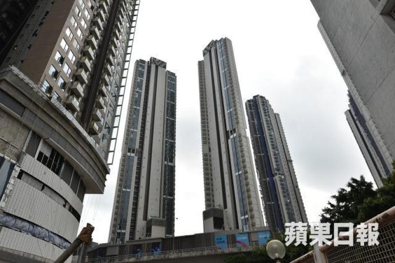 去年落成的荃灣新盤包括海之戀及柏傲灣等。資料圖片 去年落成的荃灣新盤包括海之戀及柏傲灣等。資料圖片