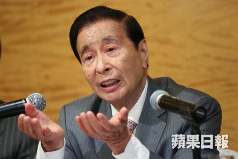 四叔上月公告喺5月28日股東大會後退任恒地主席,但留任董事,仍有話事權。資料圖片 四叔上月公告喺5月28日股東大會後退任恒地主席,但留任董事,仍有話事權。資料圖片