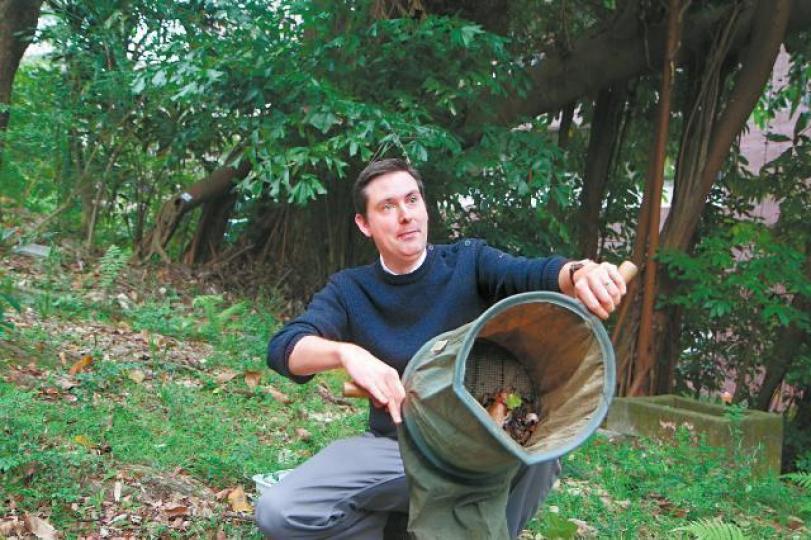 港大生物科學院助理教授管納德與團隊在香港發現了13個新螞蟻品種。受訪者提供圖片 港大生物科學院助理教授管納德與團隊在香港發現了13個新螞蟻品種。受訪者提供圖片