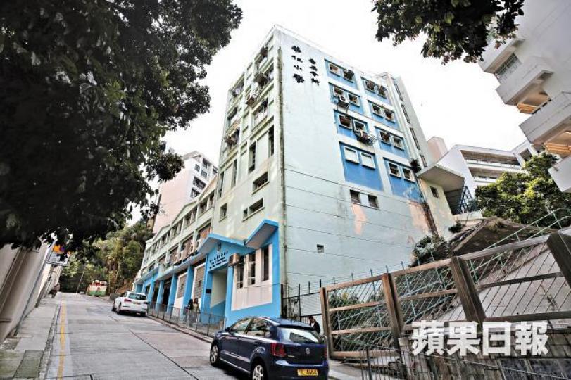 番禺會所華仁小學屬港島區名校,該校校長被指濫權。夏家朗攝 番禺會所華仁小學屬港島區名校,該校校長被指濫權。夏家朗攝