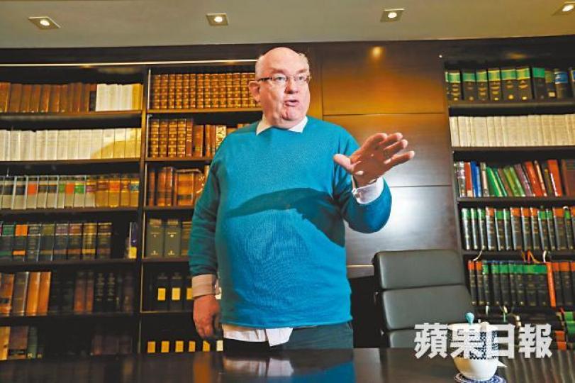 大律師公會主席戴啟思前高級助理刑事檢控專員白孝華 大律師公會主席戴啟思前高級助理刑事檢控專員白孝華
