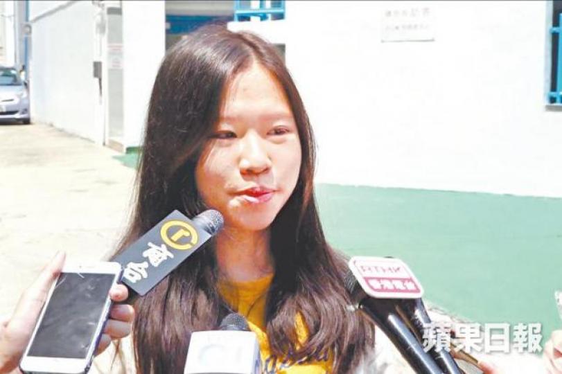 考生梁同學指「其實都有諗過出政治,因為好耐冇出,所以都唔意外」。 考生梁同學指「其實都有諗過出政治,因為好耐冇出,所以都唔意外」。