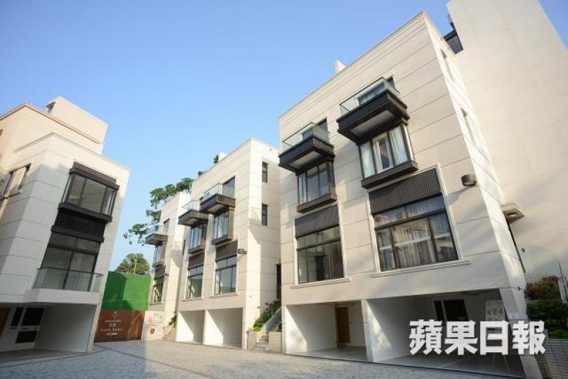 在一個資訊流通的市場,發展商賣樓無論用公開發售或招標,其實分別不大。資料圖片 在一個資訊流通的市場,發展商賣樓無論用公開發售或招標,其實分別不大。資料圖片