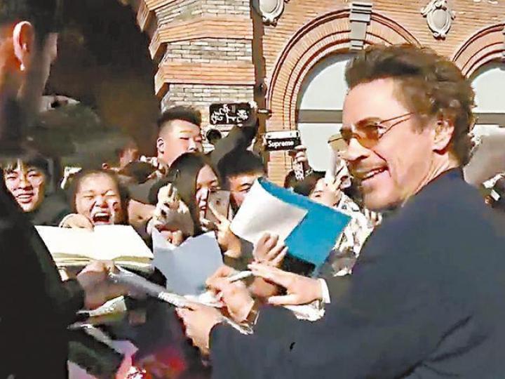 羅拔唐尼繼去年亞洲巡迴（圖）後，再次重臨上海與Marvel迷會面。