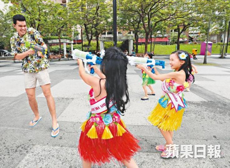 香港潑水節重頭戲本月14日舉行,屆時長義街會封閉三小時。黃耀興攝 香港潑水節重頭戲本月14日舉行,屆時長義街會封閉三小時。黃耀興攝