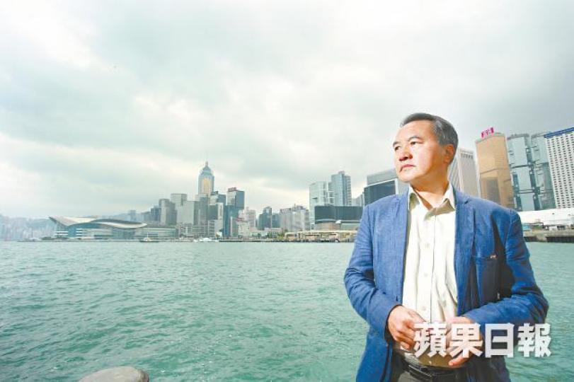 李永達不擔心入獄後難以適應,只怕香港人從此被政府嚇怕。一眾民主黨友昨晚聚首與李永達吃「最後晚餐」。黎樹雄攝 李永達不擔心入獄後難以適應,只怕香港人從此被政府嚇怕。一眾民主黨友昨晚聚首與李永達吃「最後晚餐」。黎樹雄攝