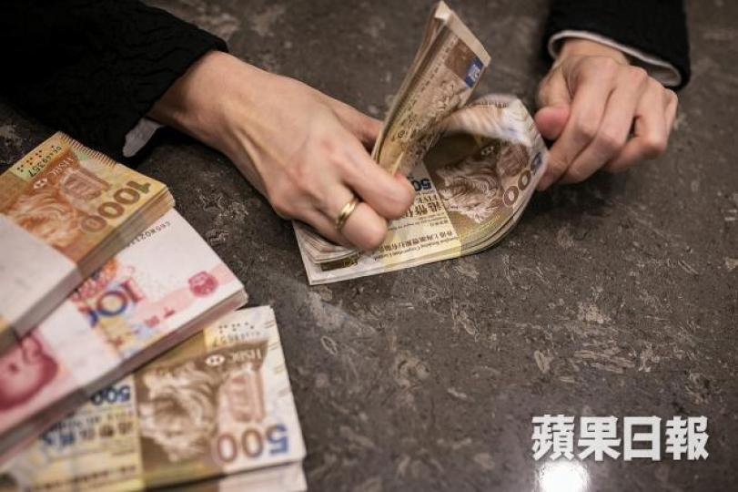 有指港滙強港息緊,不排除與資金流入股市有關。資料圖片 有指港滙強港息緊,不排除與資金流入股市有關。資料圖片