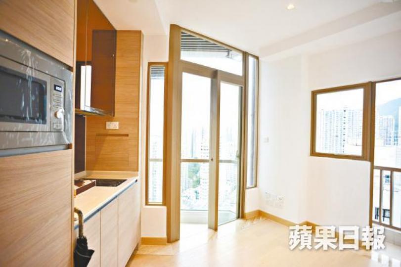 鑽嶺198呎開放式單位,間隔三尖八角,呎售高達2萬元。資料圖片 鑽嶺198呎開放式單位,間隔三尖八角,呎售高達2萬元。資料圖片