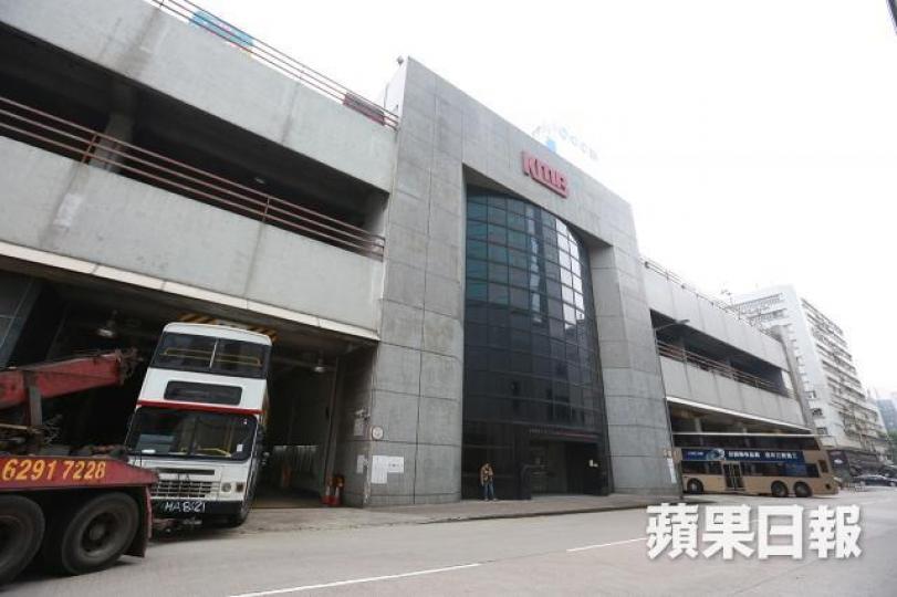 載通主要經營九巴,有5厘息又有大project在手,可謂進可攻進可守。 資料圖片 載通主要經營九巴,有5厘息又有大project在手,可謂進可攻進可守。 資料圖片