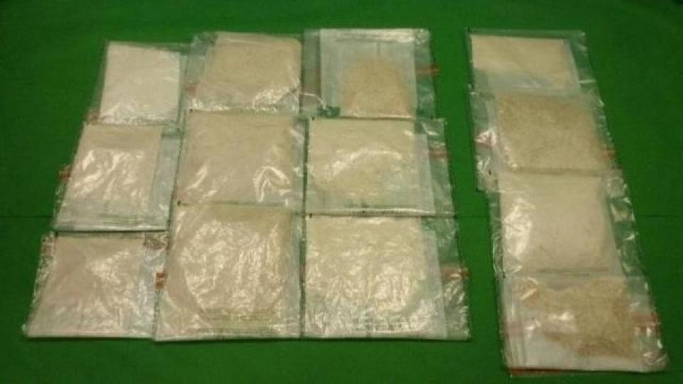 海關在機場檢獲涉案氯胺酮。 海關在機場檢獲涉案氯胺酮。