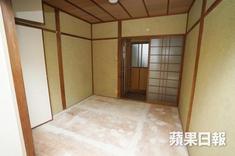 截至2013年,日本的空置單位多達820萬個。
截至2013年,日本的空置單位多達820萬個。
