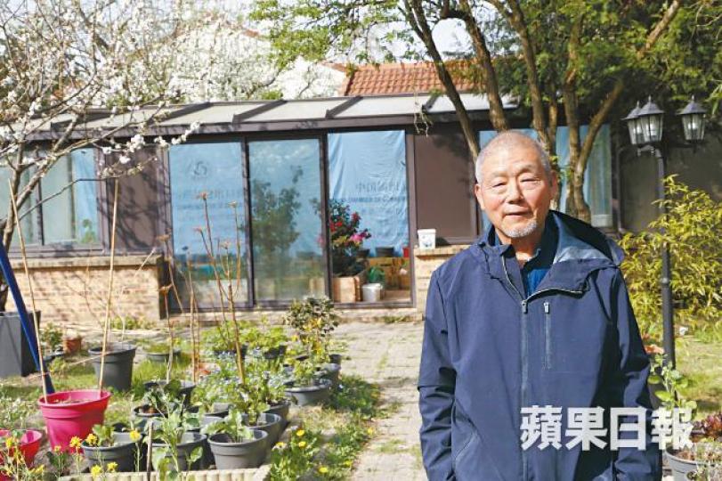 流亡海外三十載的萬潤南,現居於巴黎一所別墅。特約記者蔣真巴黎傳真萬潤南曾是內地私營企業四通公司董事長。胡錦濤是萬潤南在清華大學求學時的學長,兩人1987年在貴陽會面。 流亡海外三十載的萬潤南,現居於巴黎一所別墅。特約記者蔣真巴黎傳真萬潤南曾是內地私營企業四通公司董事長。胡錦濤是萬潤南在清華大學求學時的學長,兩人1987年在貴陽會面。