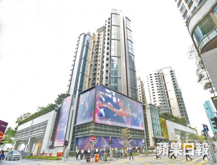 北角海璇將五伙原由招標形式出售的單位,改以價單形式出售。長實趙國雄表示,「點先叫豪宅,大家心裏有數」。譚德潤攝 北角海璇將五伙原由招標形式出售的單位,改以價單形式出售。長實趙國雄表示,「點先叫豪宅,大家心裏有數」。譚德潤攝