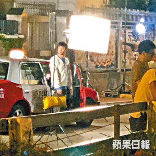 馬國明日前拍無綫新劇瘋狂NG。讀者提供圖片