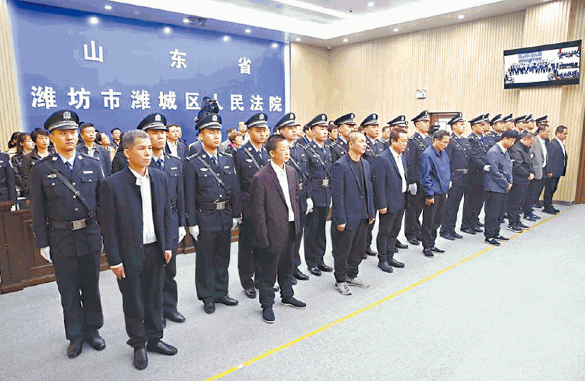 涉案退役軍人等候法院宣判。 涉案退役軍人等候法院宣判。