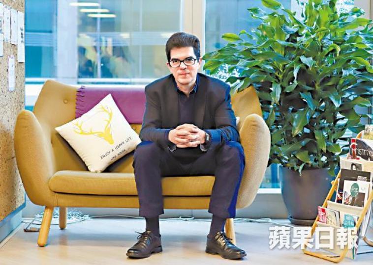 獨立股評人David Webb建議,上市公司應發通告披露貸款各方身份。資料圖片 獨立股評人David Webb建議,上市公司應發通告披露貸款各方身份。資料圖片