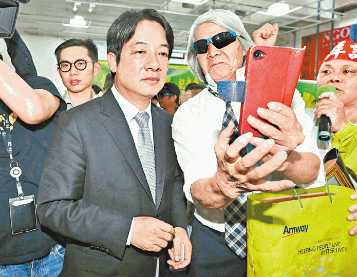 蔡英文昨出席電子遊戲業展,籲賴合作才能勝出選舉。 台灣《蘋果新聞網》
蔡英文昨出席電子遊戲業展,籲賴合作才能勝出選舉。 台灣《蘋果新聞網》