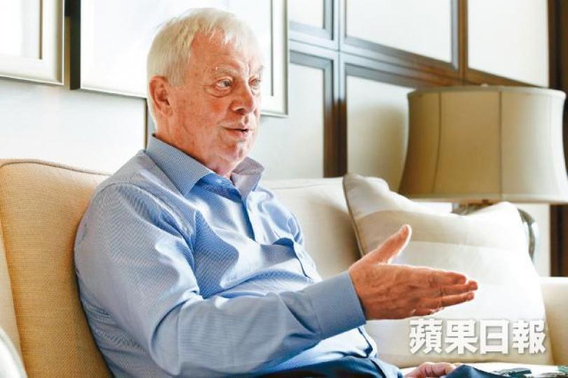 彭定康強調香港社會不應接受《逃犯條例》修訂。陳日君形容今次修例比23條「更犀利」。 彭定康強調香港社會不應接受《逃犯條例》修訂。陳日君形容今次修例比23條「更犀利」。